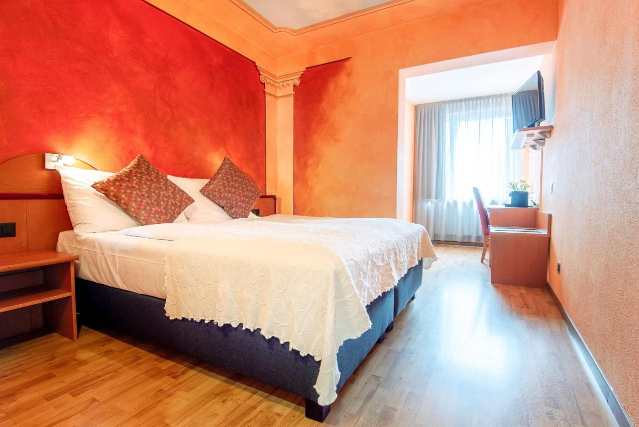Al Giardinetto Hotel Biasca Luaran gambar