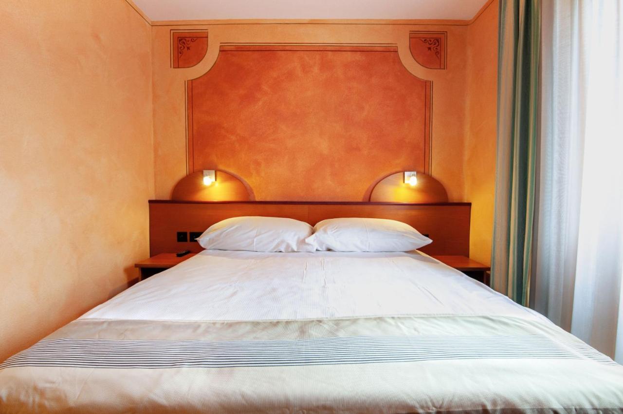 Al Giardinetto Hotel Biasca Luaran gambar