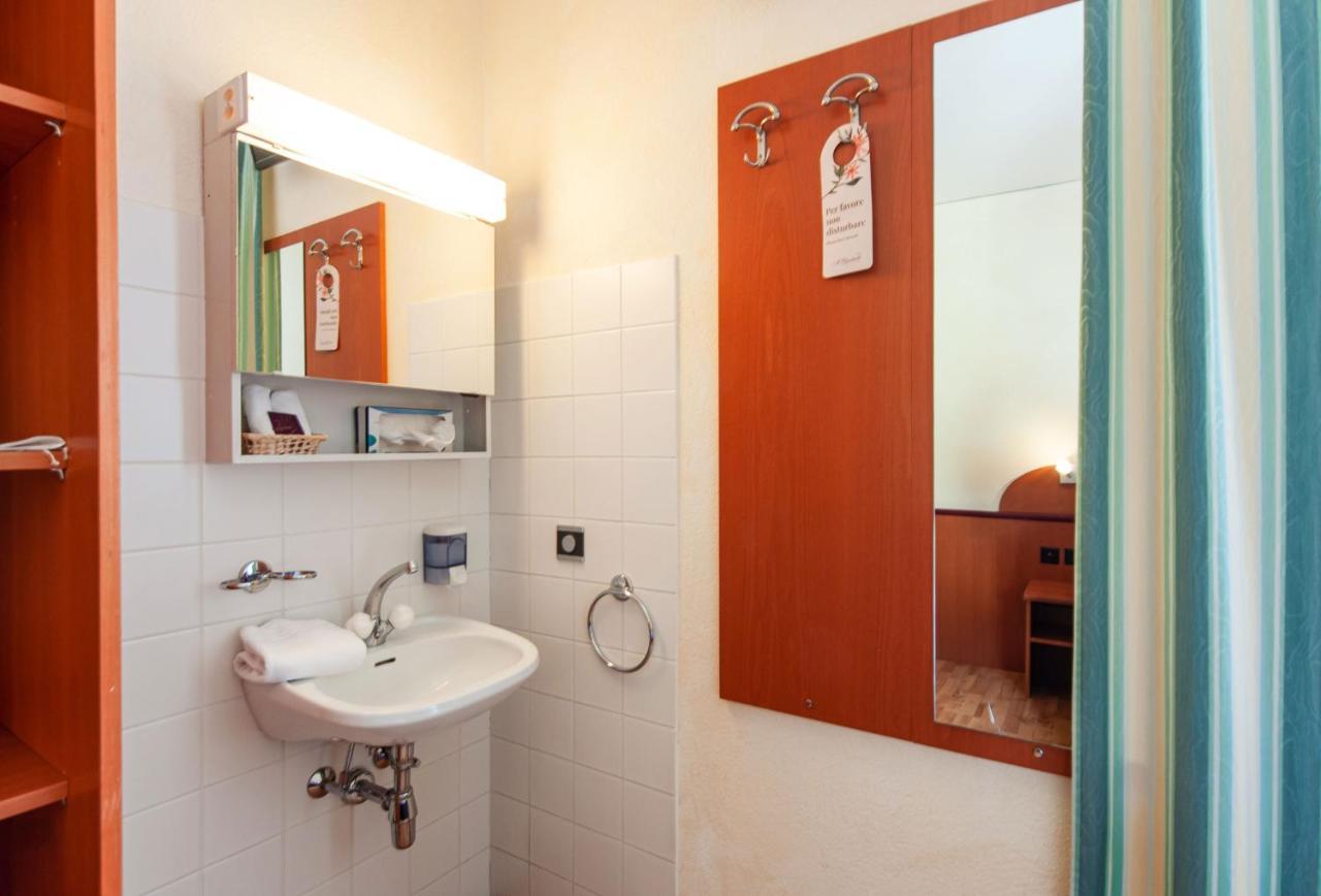 Al Giardinetto Hotel Biasca Luaran gambar
