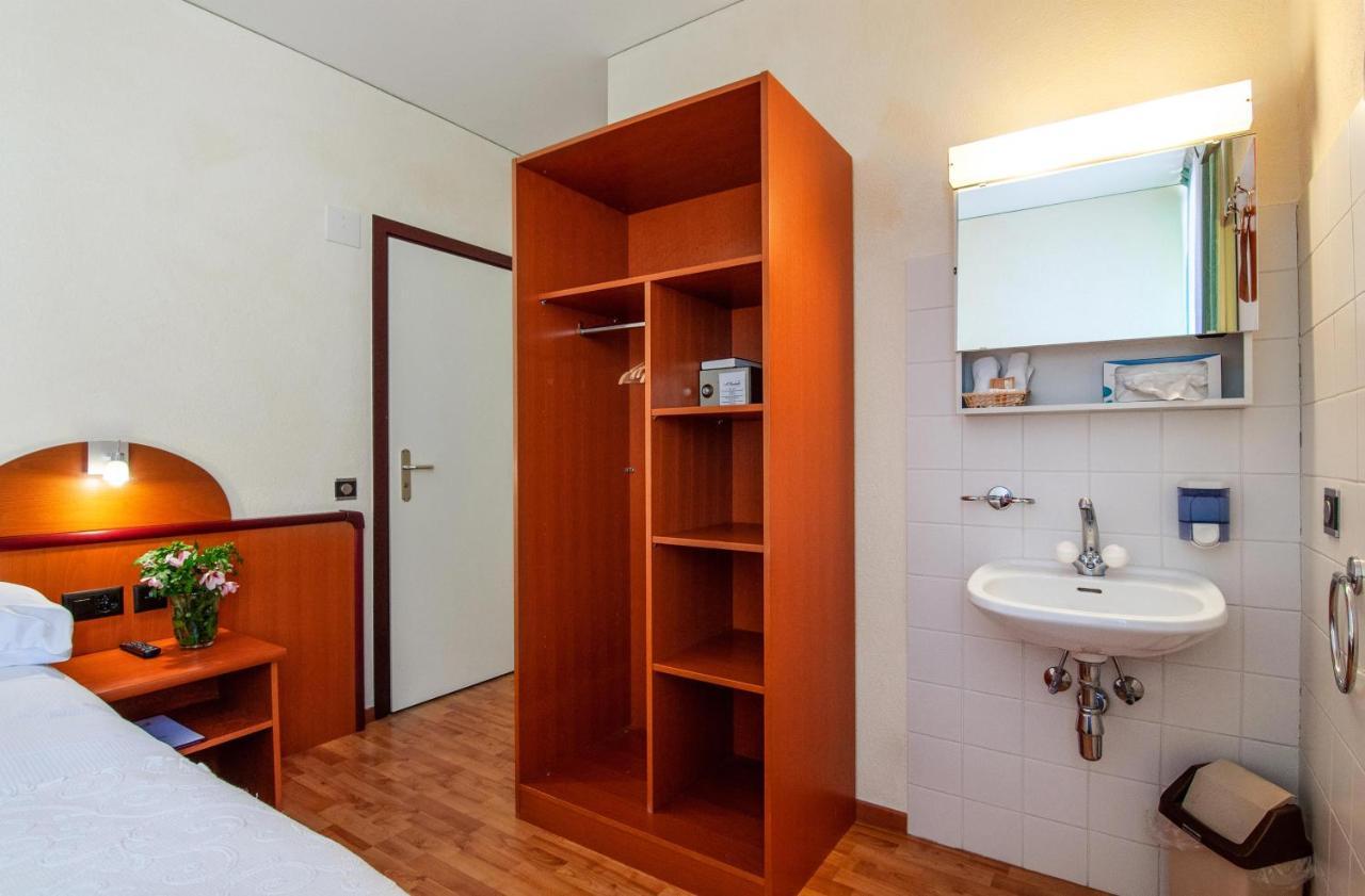 Al Giardinetto Hotel Biasca Luaran gambar